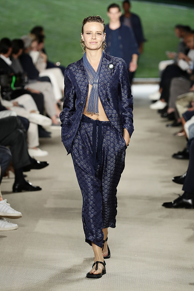 Giorgio Armani весна-лето 2022