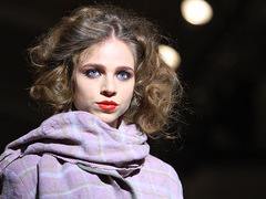 backstage VICTORIA GRES