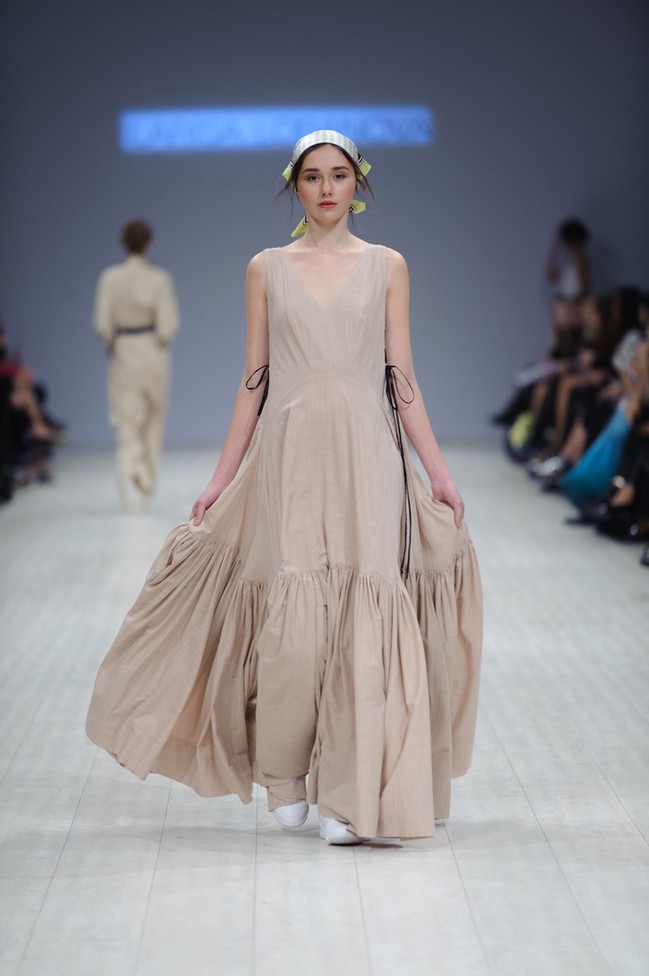 LARISA LOBANOVA ss 2016