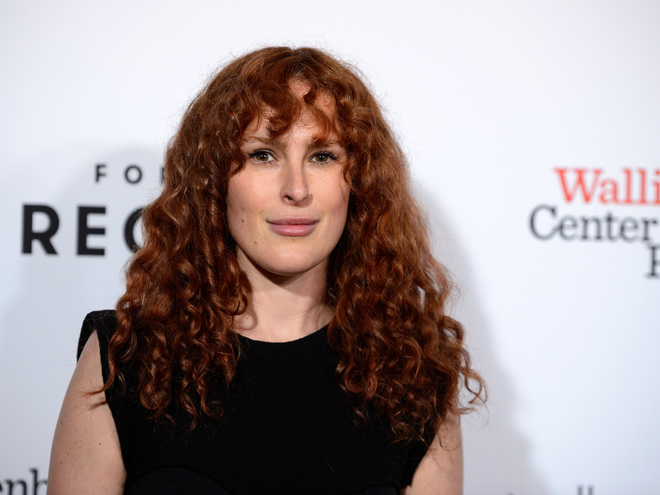 Старша дочка Брюса Вілліса показала рідкісні фото з коханим-музикантом