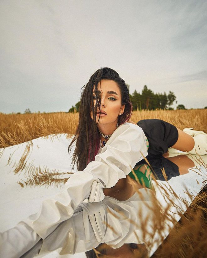 Анна Трінчер