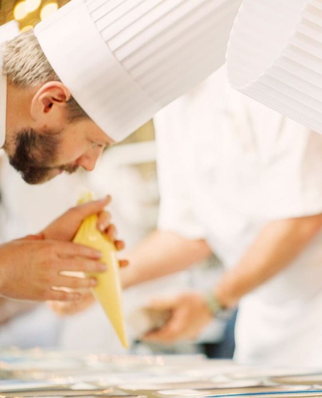 Подготовка ко свадьбе принца Швеции