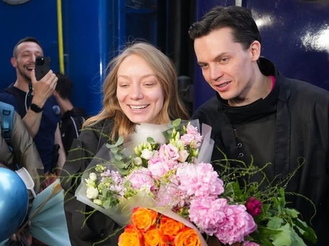 LELÉKA та Ярослав Джусь повернулися до Києва після Євробачення-2026: як зустрічали артистів