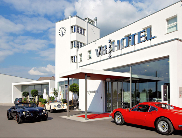 Крутой отель "V8" в Штутгарте