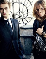 Емма Уотсон стала обличчям Burberry