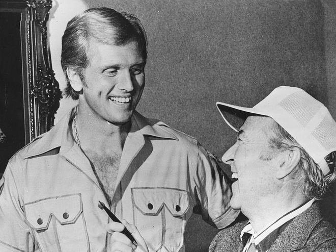 Рон Эли (слева) в 1975 году