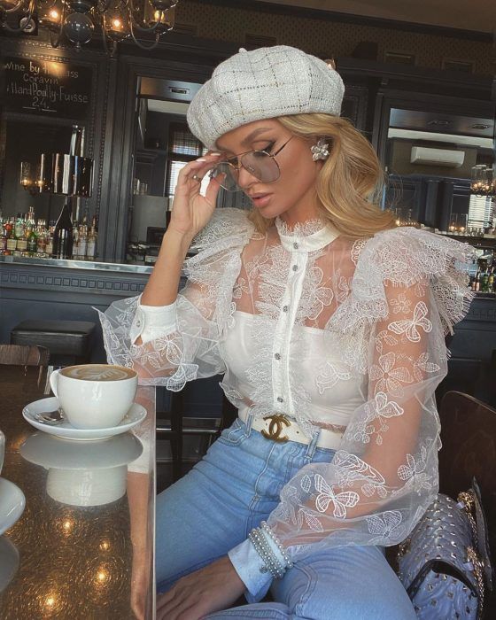 Кружевные блузки — тренд 2021