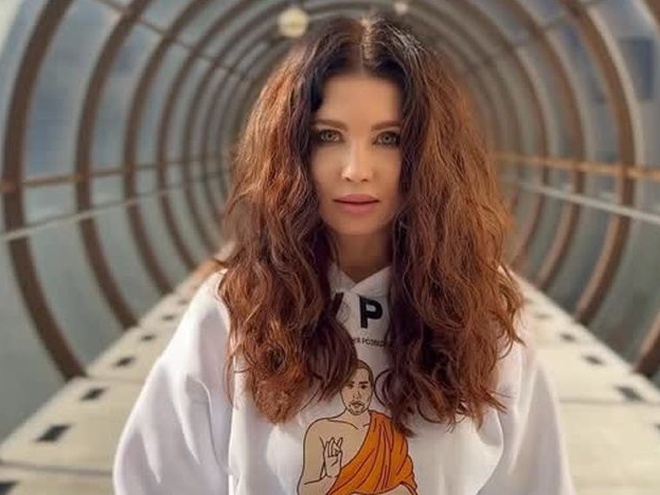 Зовсім не змінилася: Lama опублікувала фото з різницею у 20 років