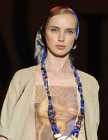 UFW: Как создавался макияж на показе VICTORIA GRES