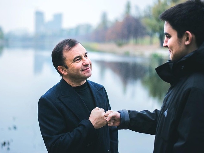 «Ти так любив Україну»: Віктор Павлік показав фото покійного сина у військовій формі