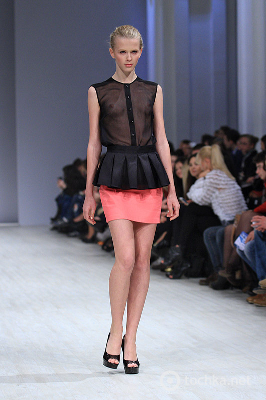 Показ Elena BURBA