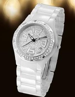 Elini прикрашає high-tech діамантами Elini прикрашає high-tech діамантами