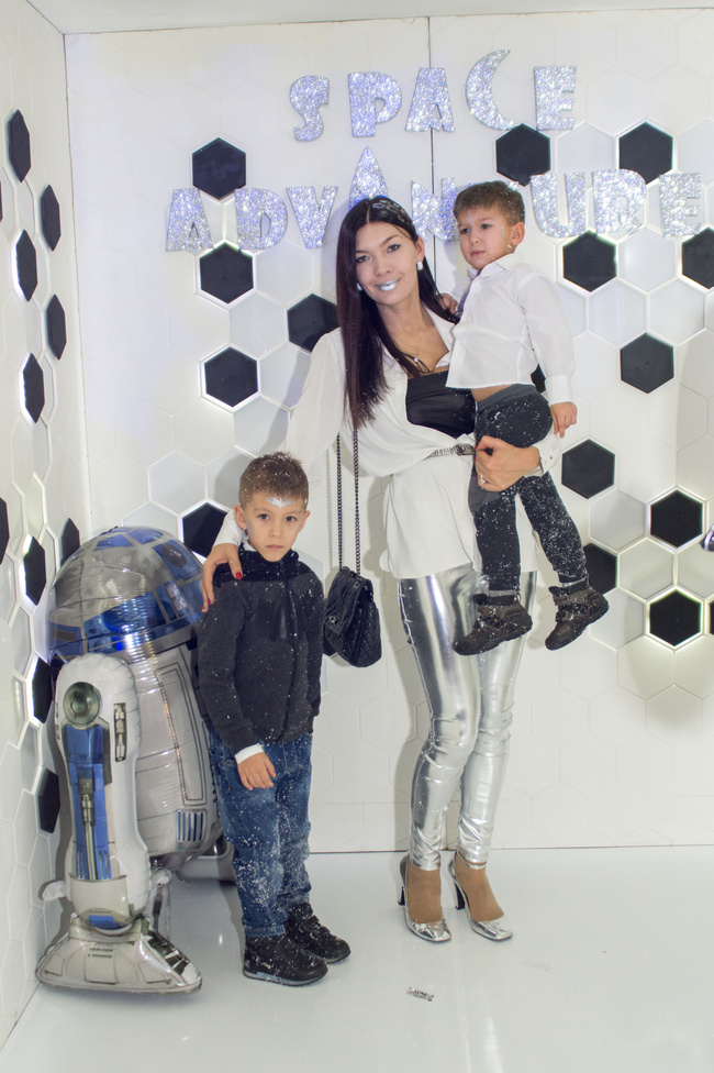 SPACE PARTY 2018, Или как гуляют земляне в Coin на рождественской вечеринке