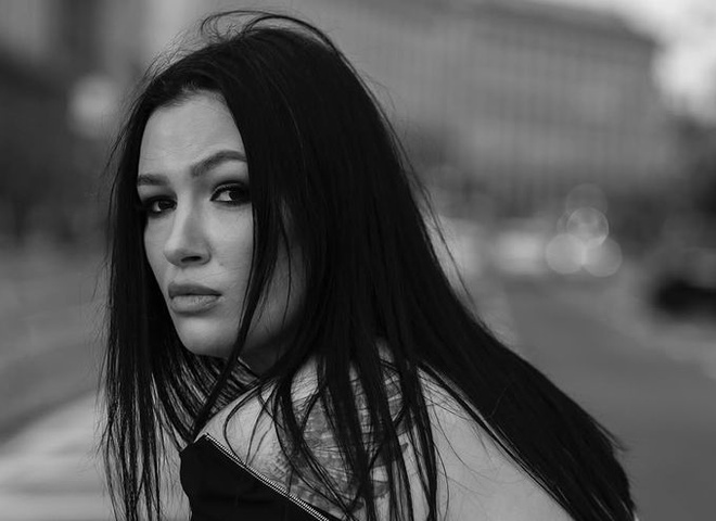 Приходько показала весільні фото та нарвалася на критику через російську мову