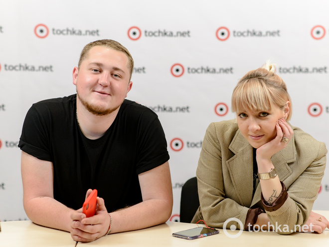 Победители проекта "Подиум" дуэт Середа в гостях tochka.net