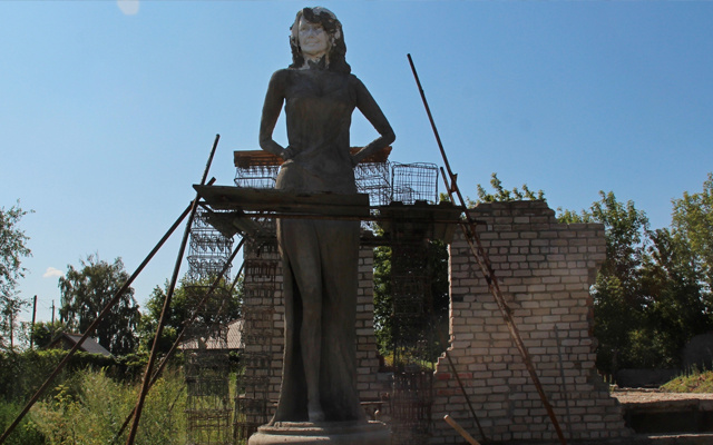 Памятник Фриске