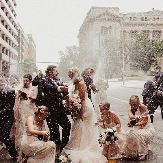 Без пам'ятників і п'яних кумів: ТОП-15 кращих весільних фото