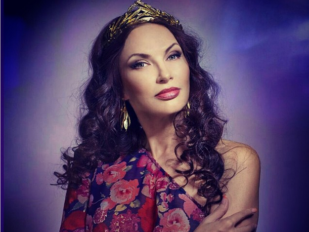 Эвелина Бледанс