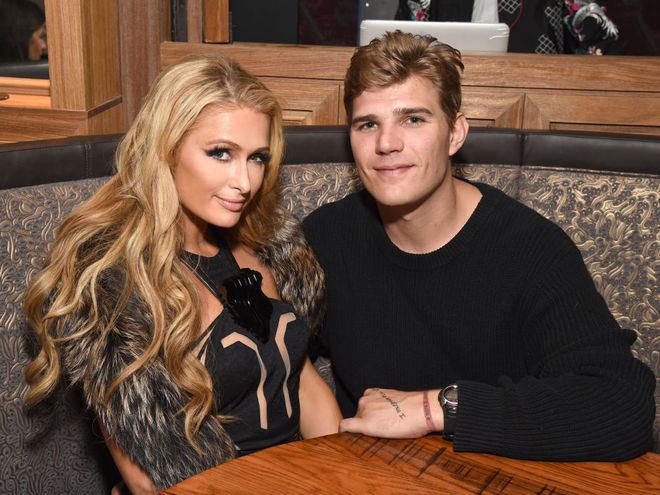 Пэрис Хилтон с парнем