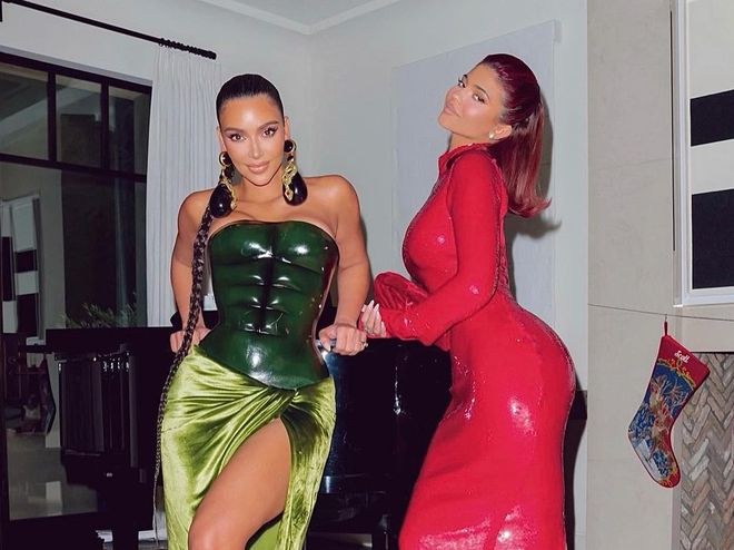 Ким Кардашьян и Кайли Дженнер