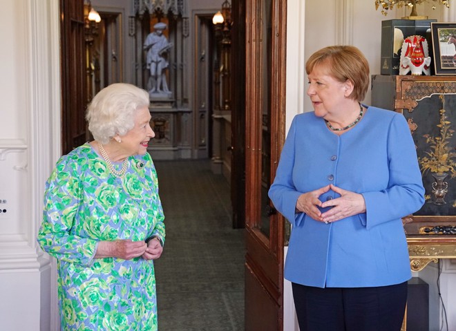 Королева Єлизавета II та Ангела Меркель