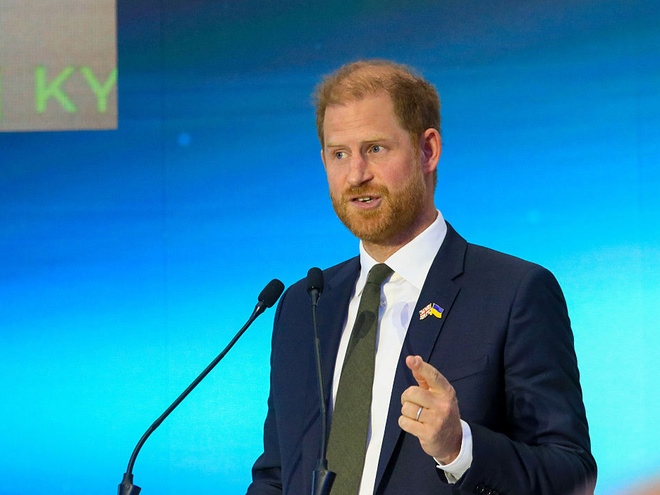 Ексучасник «Холостяка» Терен зробив селфі з принцем Гаррі