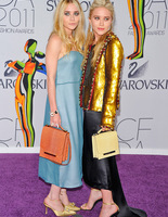 Мэри-Кейт Олсен и Эшли Олсен