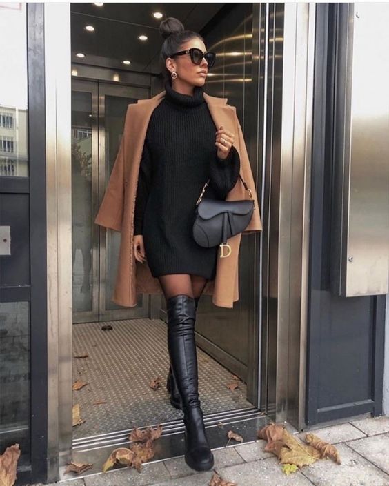 Трикотажное платье