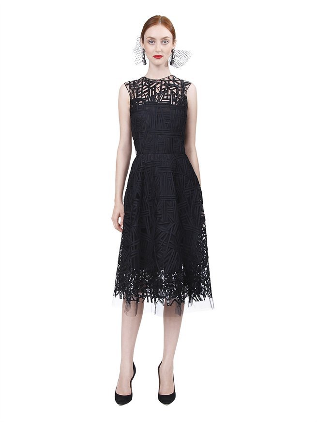 Платья с фатином