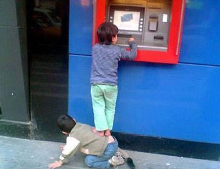 Веселые банкоматы