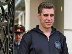 Дмитрий Дюжев