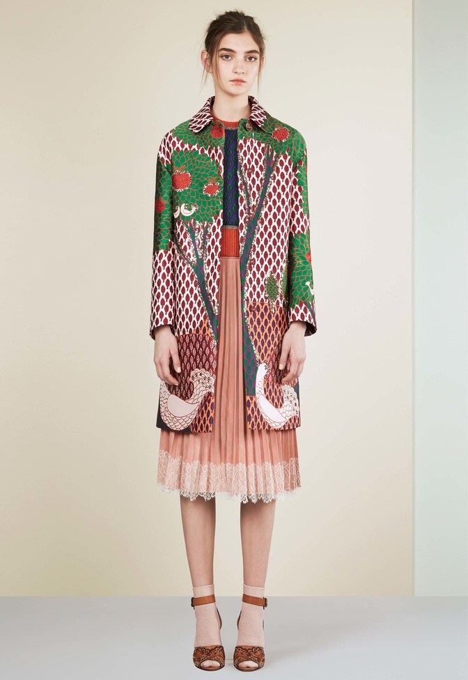 Юлия Ратнер стала лицом RED Valentino Resort 2017