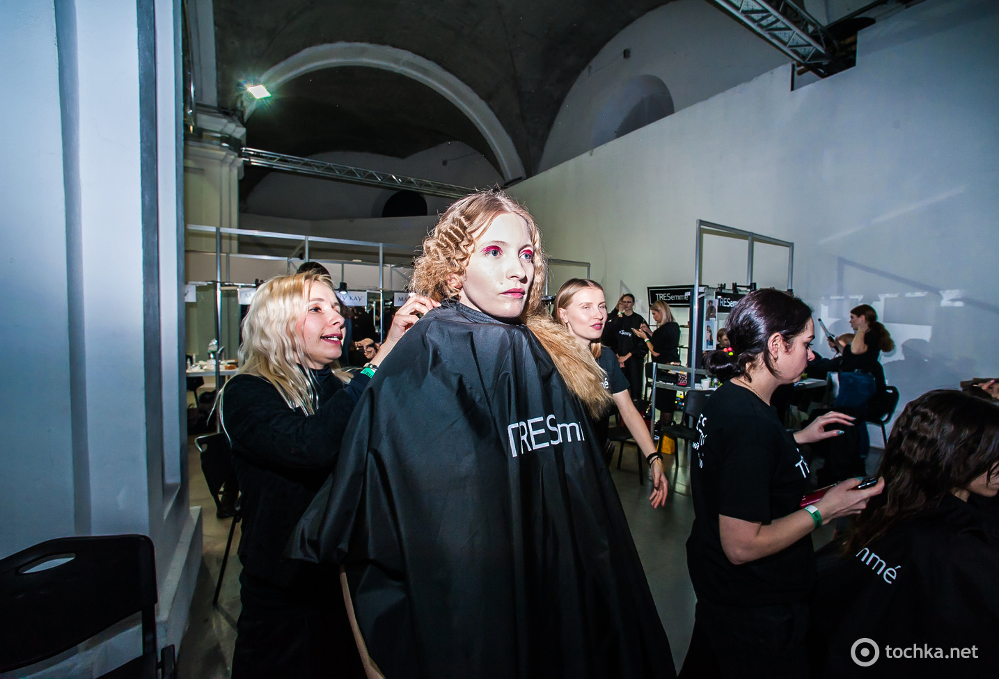 Backstage первого дня UFW FW20/21