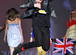 Показ Philip Colbert