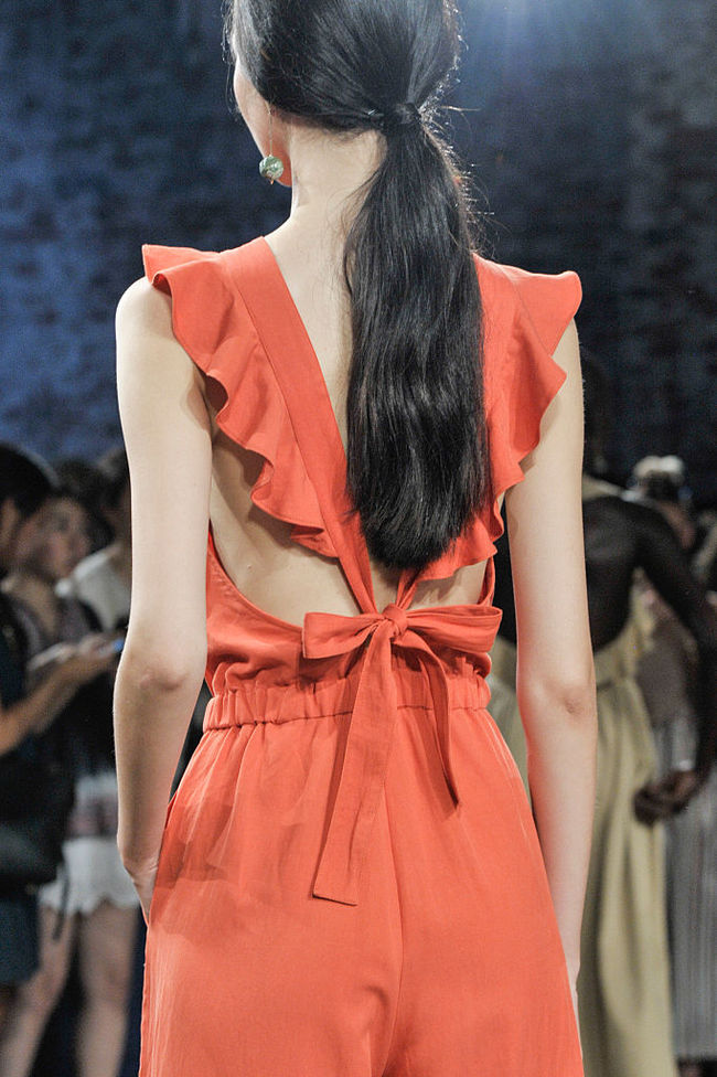 Весняні зачіски 2017: хвіст