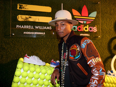 adidas x Pharrell Williams: кроссовки Hu NMD в новом цвете