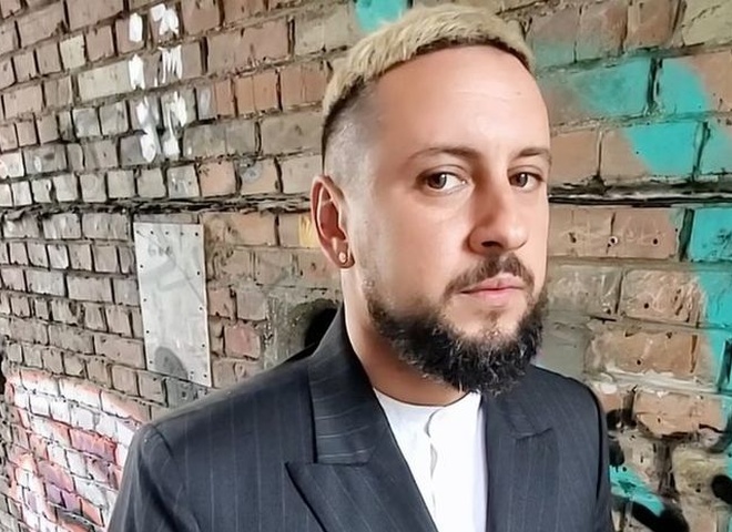 MONATIK виправдався за виступ на помпезному весіллі українців в Італії