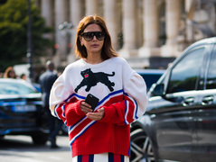 6 стритстайл-идей, как носить свитер осенью 2016