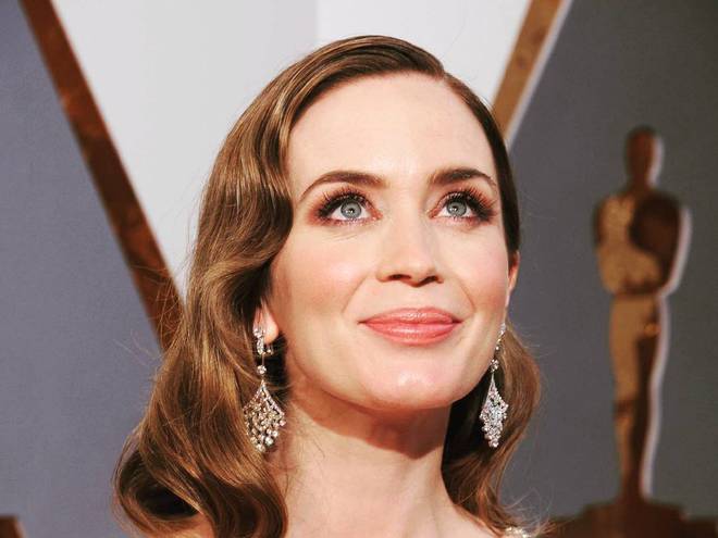 Эмили Блант