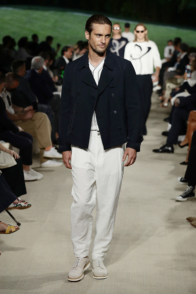 Giorgio Armani весна-лето 2022