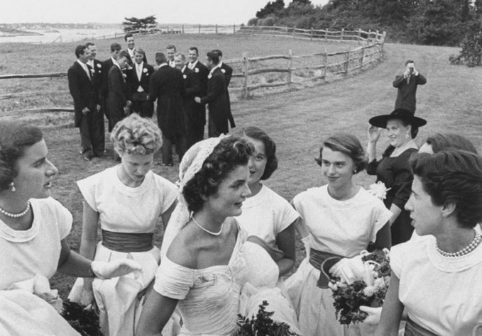 Стиль Жаклин Кеннеди: лайфхаки для подготовки к свадьбе