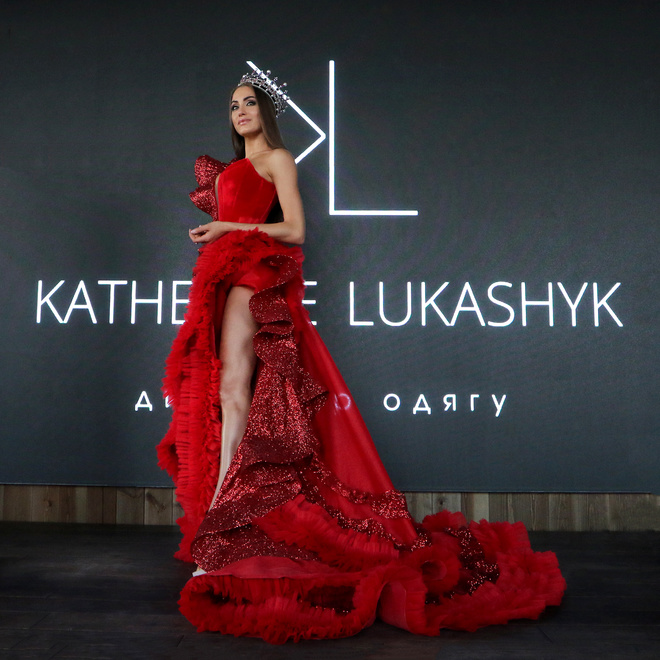 Фінальна сукня Маргарити Паші для конкурсу "Міс Світу 2019": фото