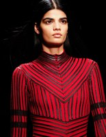 Бьюти-образ моделей с показа Salvatore Ferragamo Осень 2015
