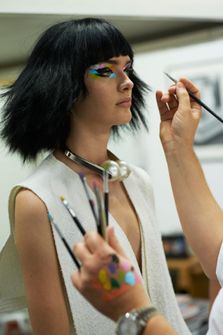 створення макіяжу в стилі Chanel