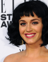 Звезды на Elle Style Awards 2014: макияж и прически