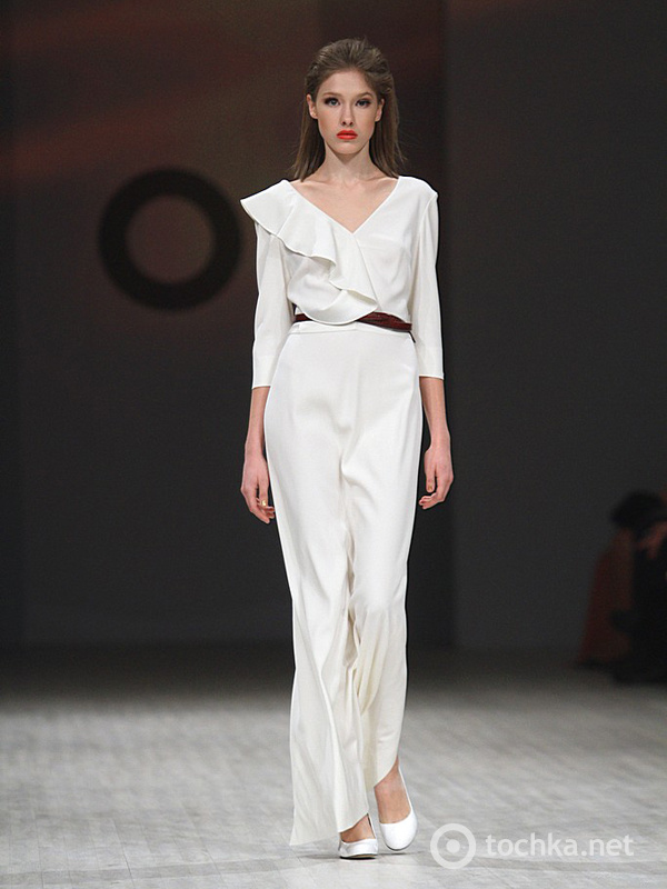 показ Anna Bublik