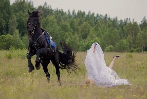 Как не стоит фотографироваться на свадьбе