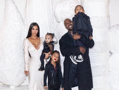 Ким Кардашьян