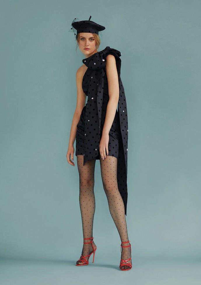 Речі з харизмою: жіночність і театральність в новій колекції Marianna Senchina Spring Summer 2019