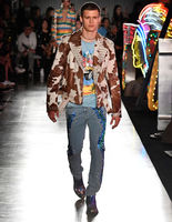 Новая коллекция Moschino Новая коллекция Moschino